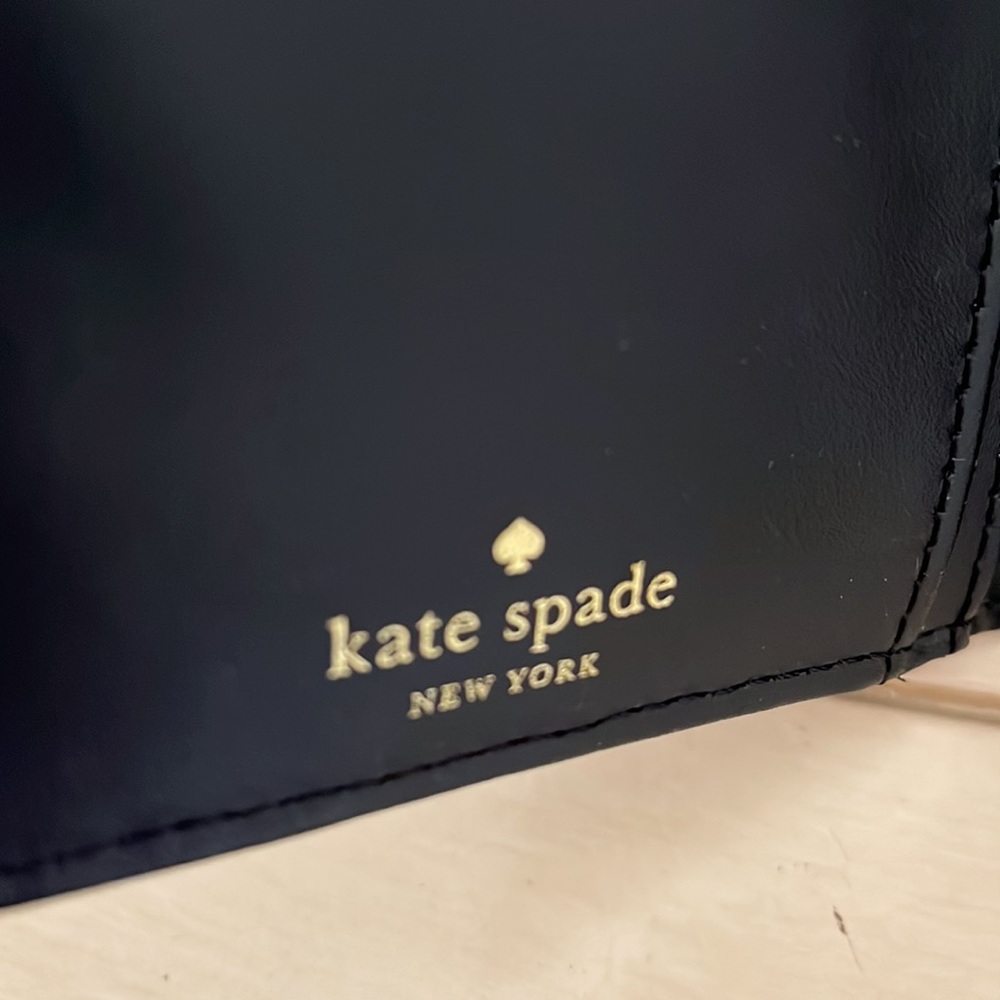 Kate Spade Wallet ✨ - Picture 4 of 5
